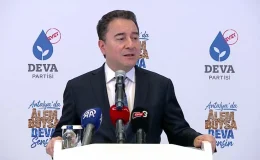 Ali Babacan, Tansu Çiller’i eleştirdi: ’90’ların karanlık siyasetçilerini ekranlardan uzak tutun’