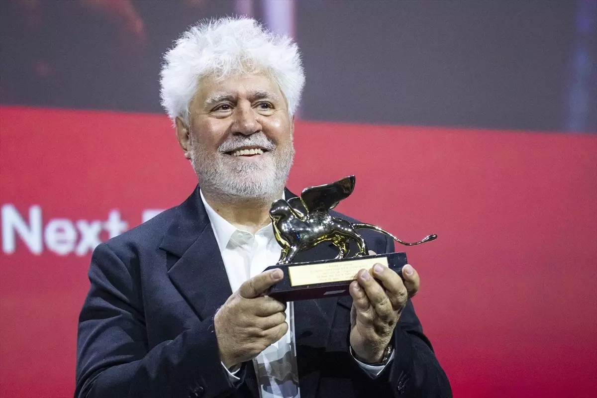 Venedik Film Festivali’nde Altın Aslan ödülü Pedro Almodovar’ın filmine