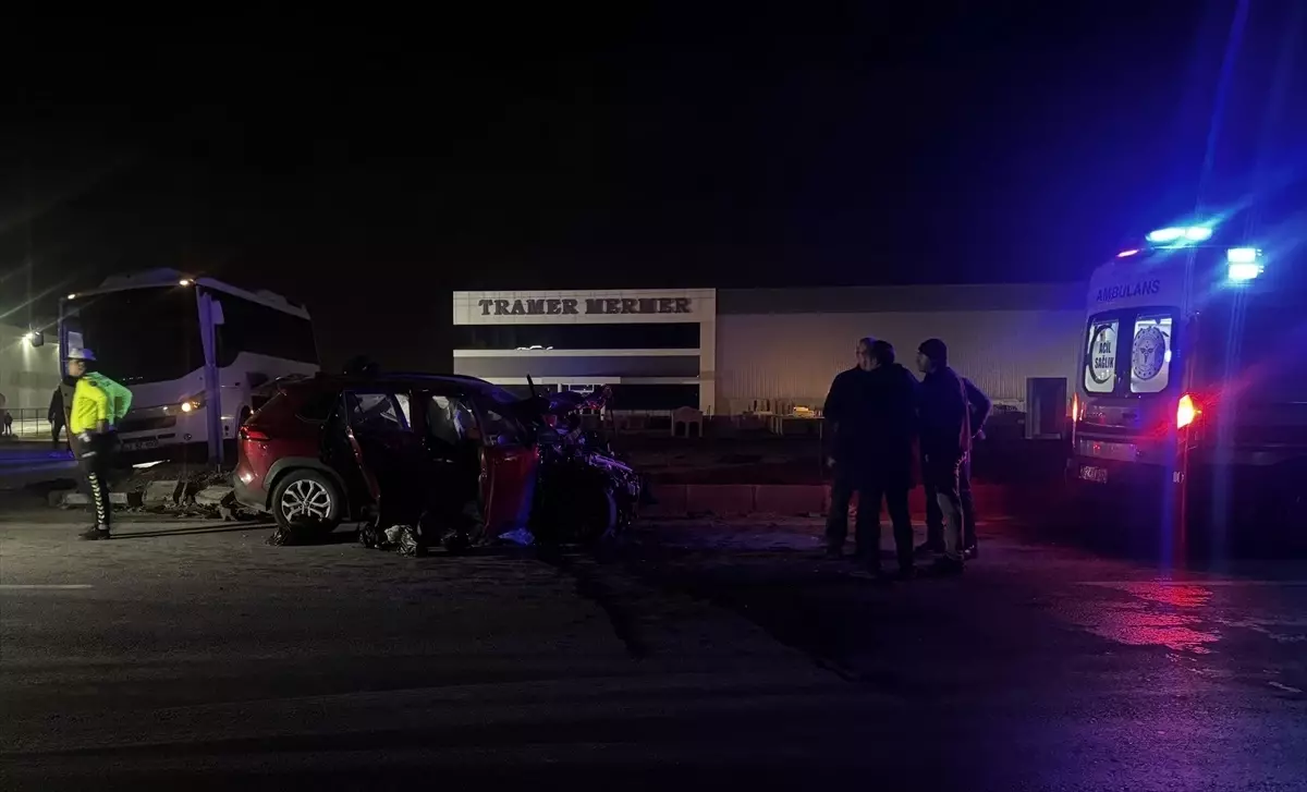 Konya’da Trafik Kazası: 1 Ölü, 11 Yaralı