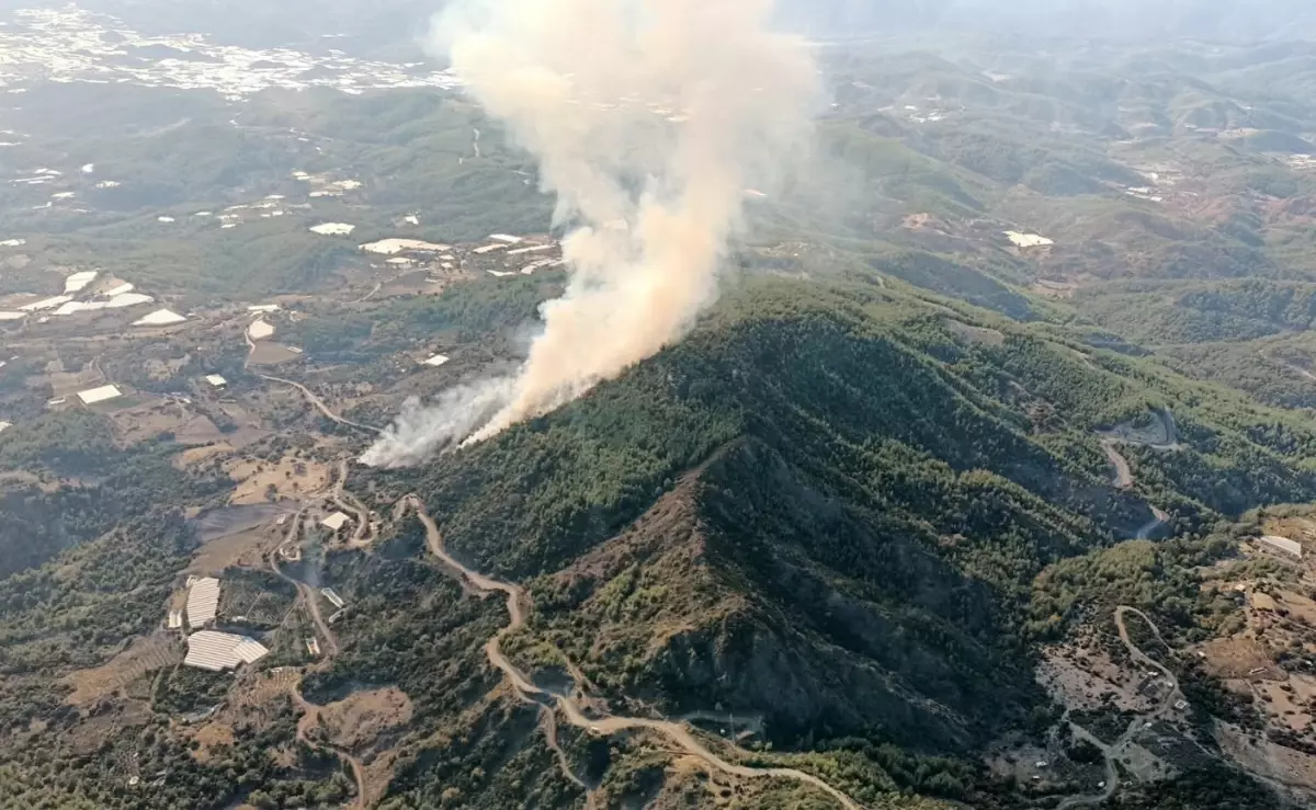 Kumluca’da Orman Yangınına Müdahele