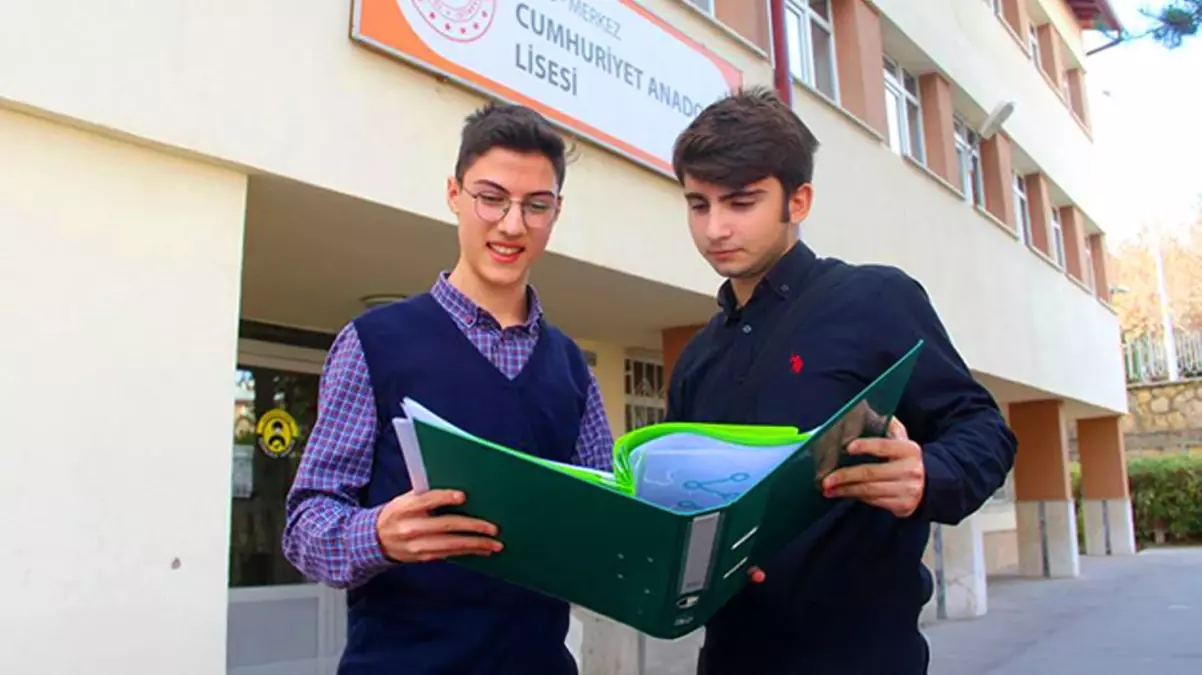 Meslek lisesi öğrencilerine kuyumculuk alanında yeni istihdam fırsatı